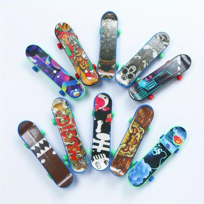 6 Pcs Mini Finger Skateboards,Fun Desktop Decompression Toys for Kids - Perfect for Parties, Halloween, Christmas, Or As Reward Gifts - Ages 6-8