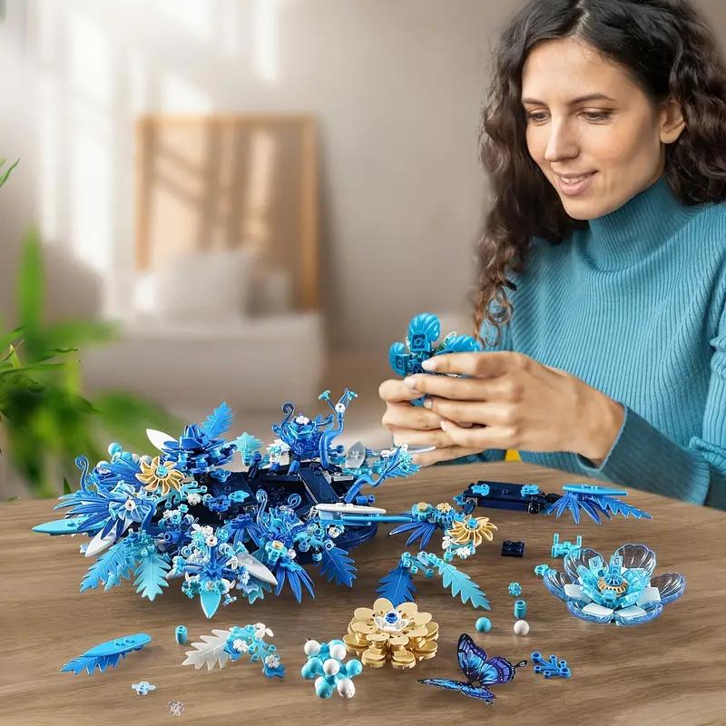 Blue flowers adult building set, centerpieces (917PCS), plant collection crafts for table or wall decoration, unique home decor gifts and exquisite gift boxes