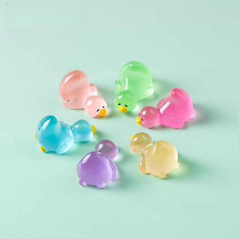 Random Color and Style Luminous Duck Design Resin Ornament, 30 50pcs Mini Cute Duck Decoration, DIY Decorative Accessories for Home & Garden & Car