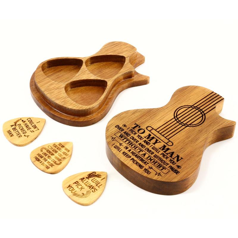 Wooden Engraved Pattern Guitar Pick Box, Including 3 Counts Guitar Pick, Portable Music Accessories for Guitar