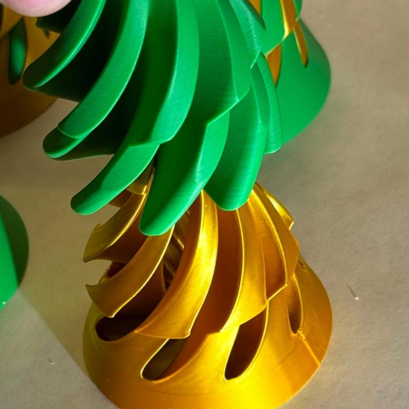 Christmas Tree Multicolor Twister - Fidget Toy