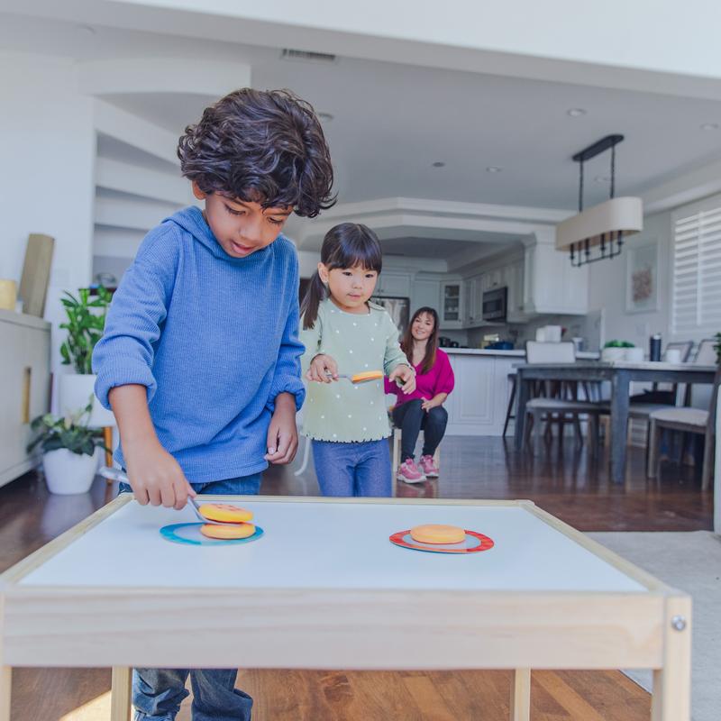 Educational Insights Pancake Pile-Up, Sequence Relay Board Game for Preschoolers, for 2-4 Players, Gift for Kids Ages 4+