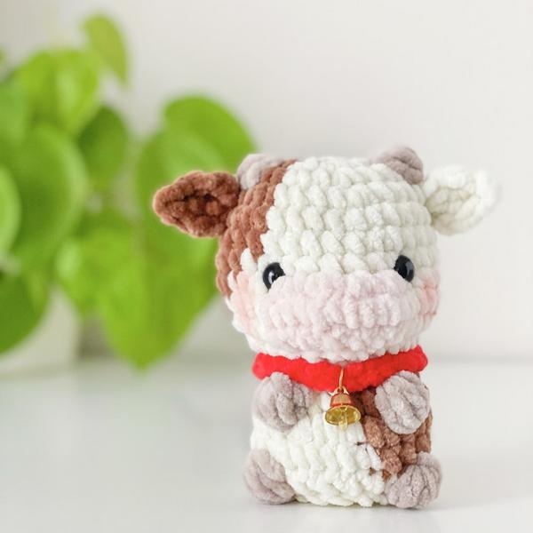 cute cow crochet gift for relatives and friends