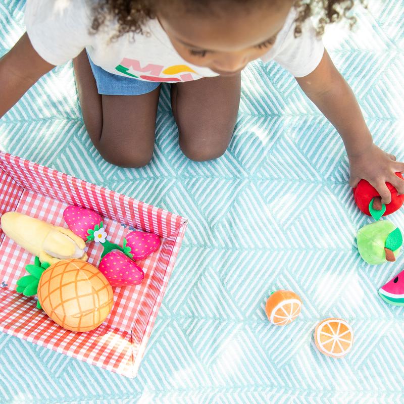 Educational Insights Plush Fruit Basket 12-Piece Set, Pretend Play Food, Early-Learning Skills, Ages 2+