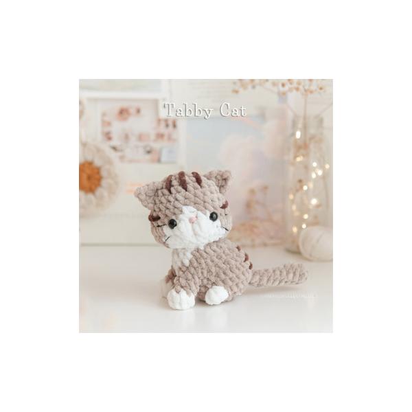 Sitting Baby Cat low sew crochet, kitten amigurumi, black and white, calico, tabby, Siamese cat