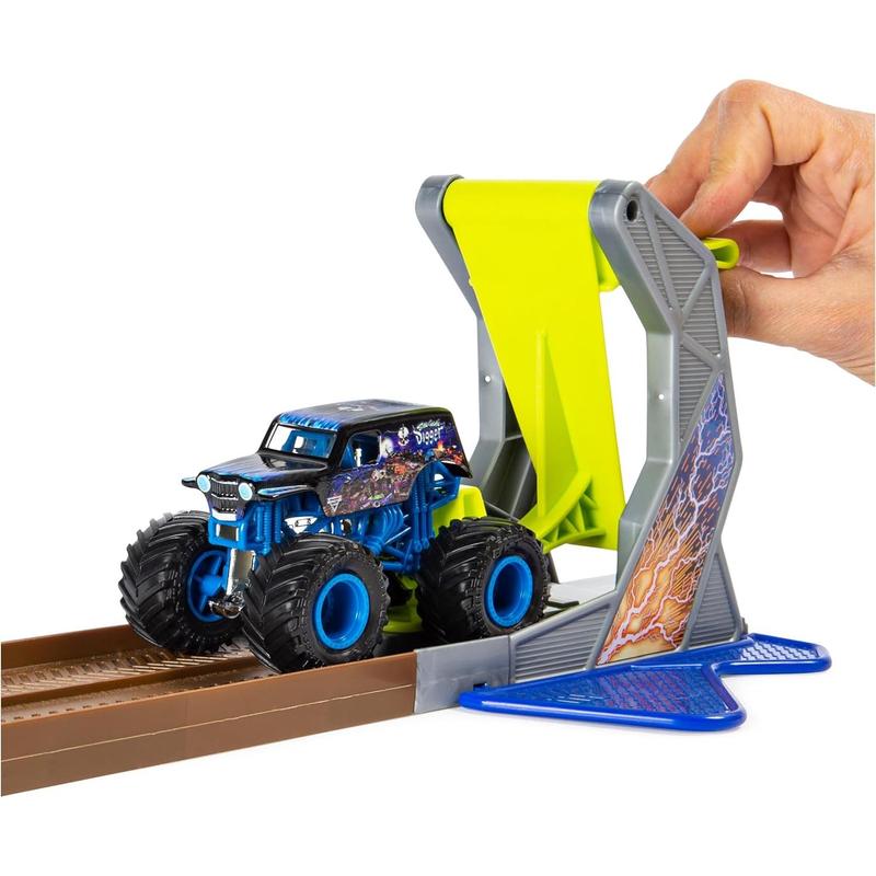 Monster Jam, Champ Ramp Freestyle Playset with Exclusive Son-uva Digger Monster Truck, 1:64 Scale Die-Cast, Kids Toys for Boys and Girls Ages 4-6+