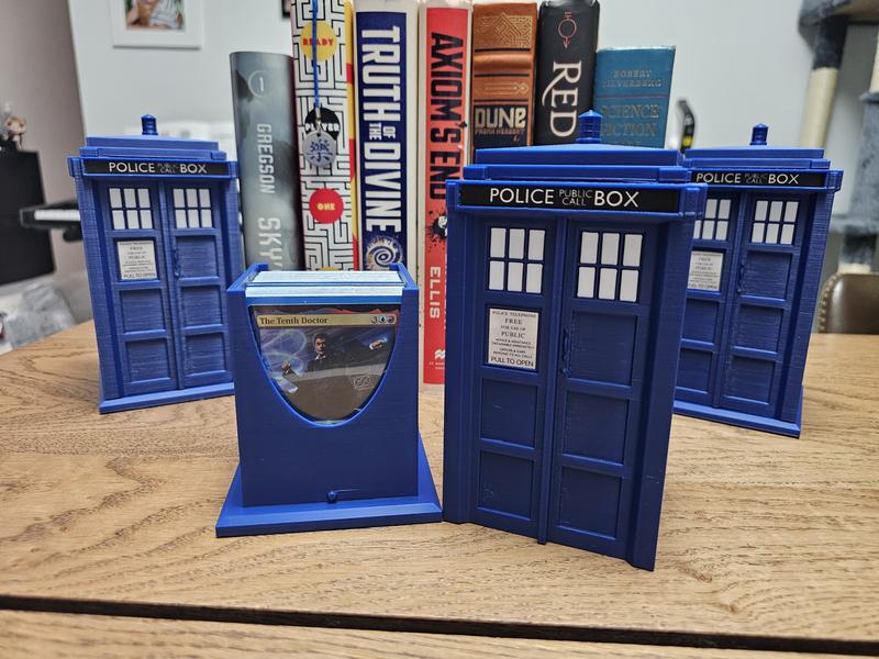 Tardis  Commander Deck Box - Perfect for Collectors and Enthusiasts