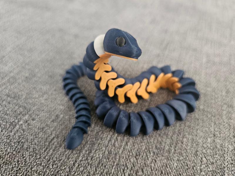 3D Printed Articulating Snake Figurine Great For Grab Bags Birthday Party Teachers Gifts