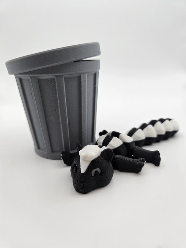 Skunk | 3D Printed Articulating Figurine Great Gift and Desk Figure Live