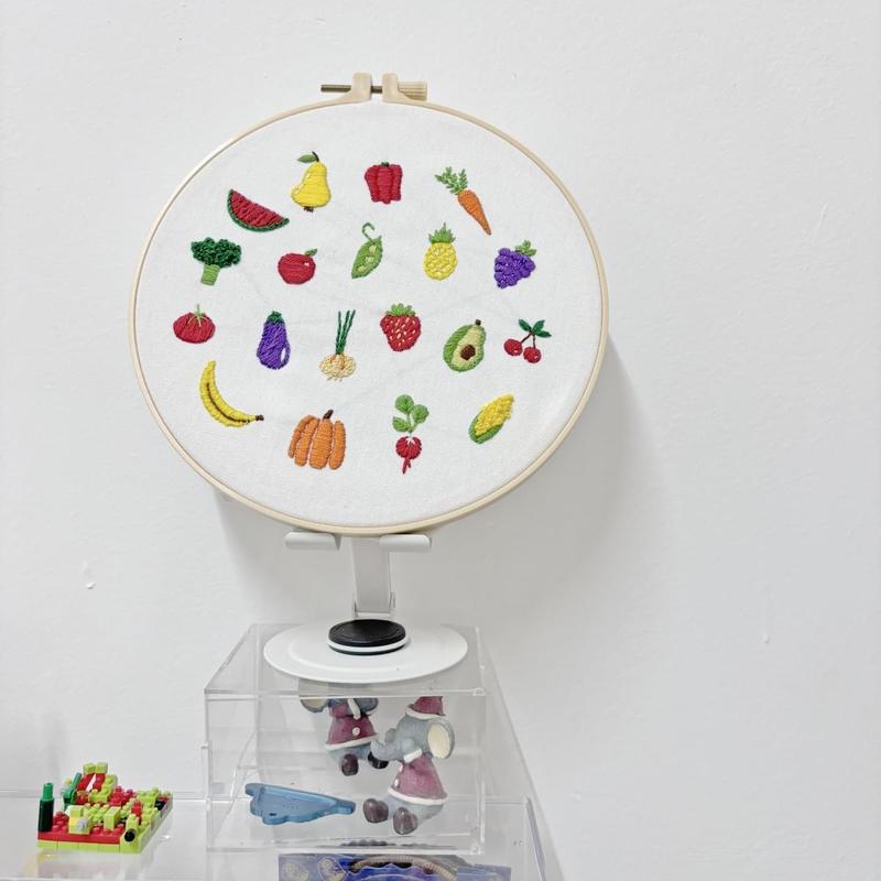 Embroidery Kit for Beginners, Cross Stitch Kits for Adults and , Beginner Embroidery Kit with Simple Embroidery Patterns DIY Needlepoint Kits Includes Hoop, Color Threads,Tools