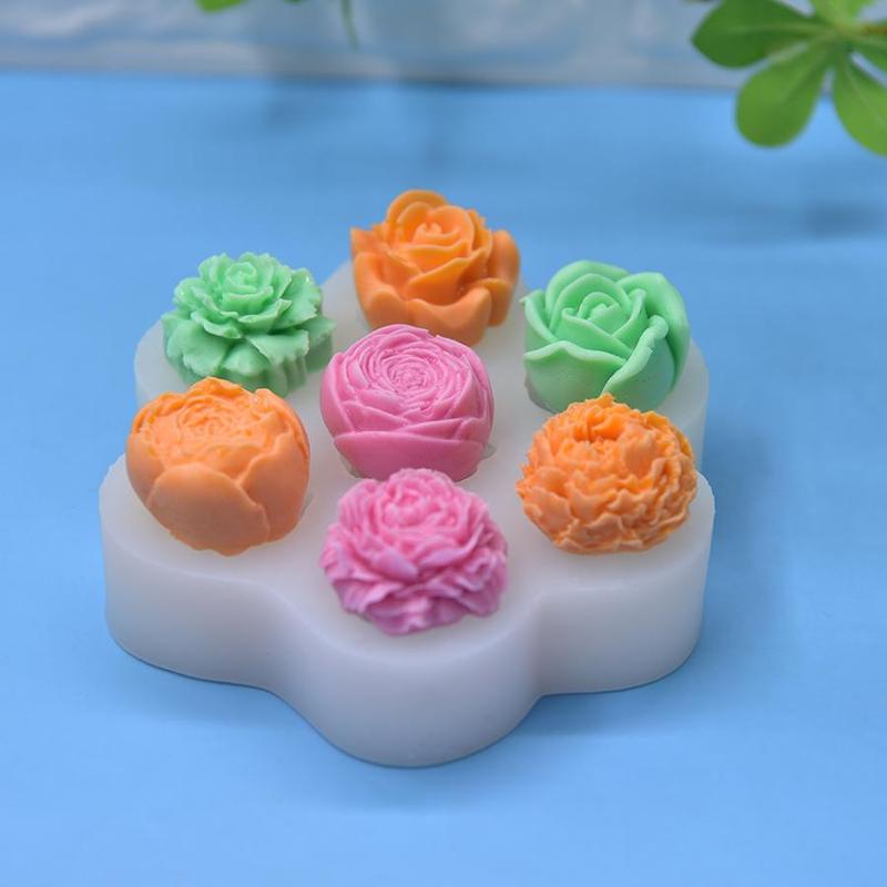 Flower Shaped Silicone Mold, 1 Count 7 Hole Flower Shaped Soap Mold, DIY Candle Mold, Soap Making Mold, Candle Making Tool