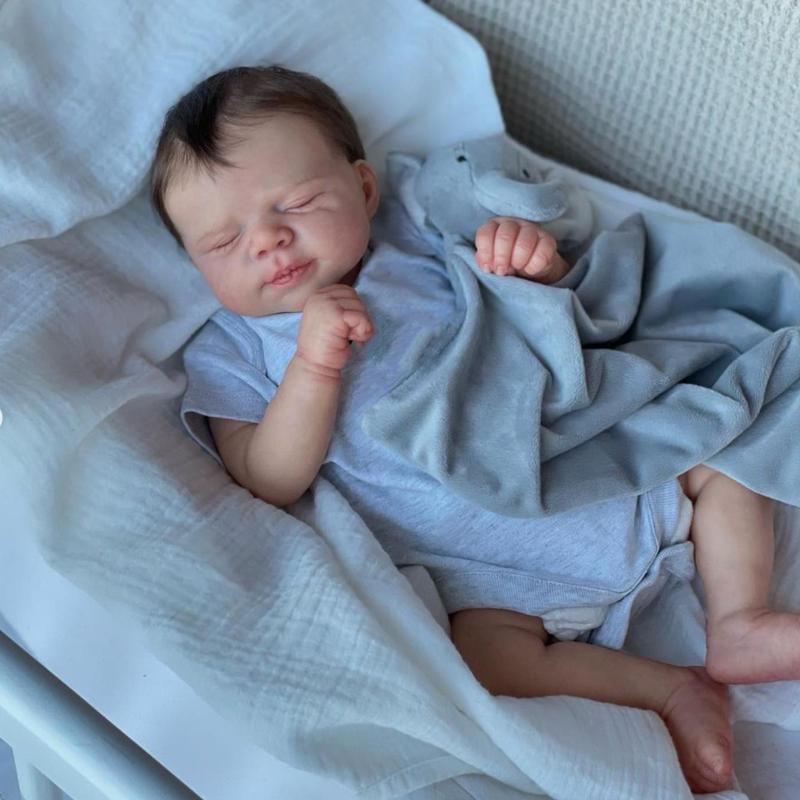 Soft Silicone Reborn Baby Doll,Realistic Newborn Baby Doll，19inch 48cm,for christmas gift,lifelike birthday gift