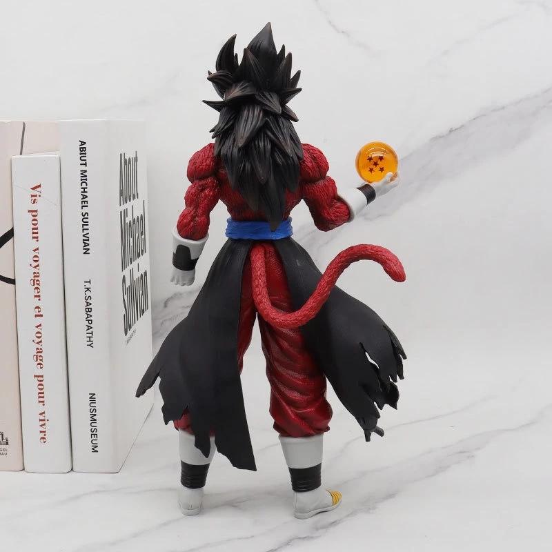 Vegeto Super Saiyan 4 Figurine Vegeto holding Dragon Ball Anime Dragon Ball in 7 Dragon Balls 29cm high, desk decoration, gift for relatives who like to collect models