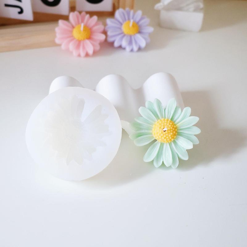 Daisy Shaped Silicone Mold, DIY Candle Making Mold, Car Mounted Aromatherapy Gypsum Making Mold, DIY Resin Mold, Handmade Drip Glue Mold