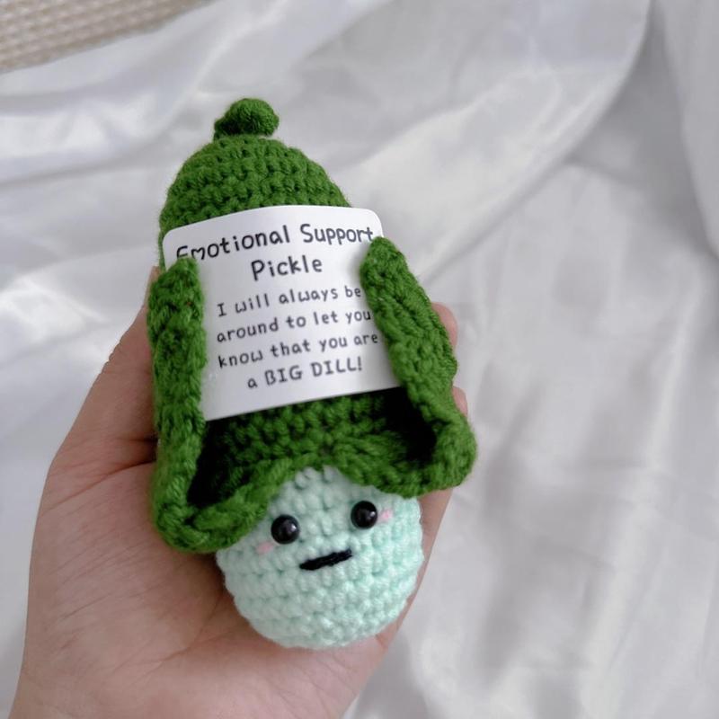 Cucumbers Design Crochet Kit, 1 Set DIY Cute Knitted Toy Materials Pack Kit, Desktop Decoration Crochet Doll Gift