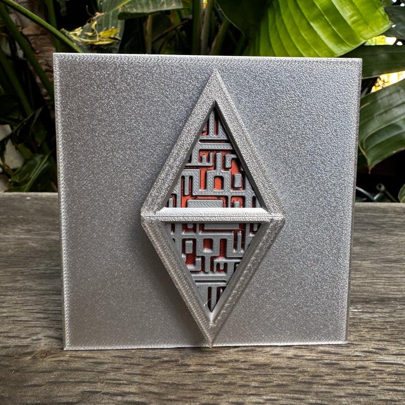 Hedron Artifact- Eldrazi Inspired Commander Deck Box w   Puzzle Lid!