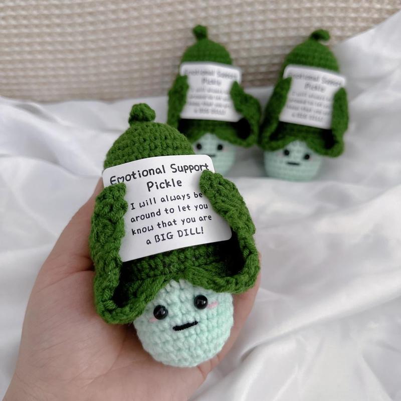 Cucumbers Design Crochet Kit, 1 Set DIY Cute Knitted Toy Materials Pack Kit, Desktop Decoration Crochet Doll Gift