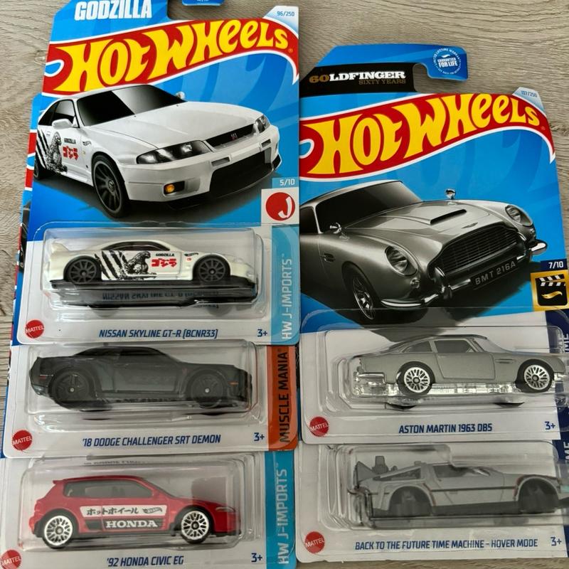 Hot Wheels Collection - Classic Toy Vehicles for Toy and Hobbies Enthusiasts