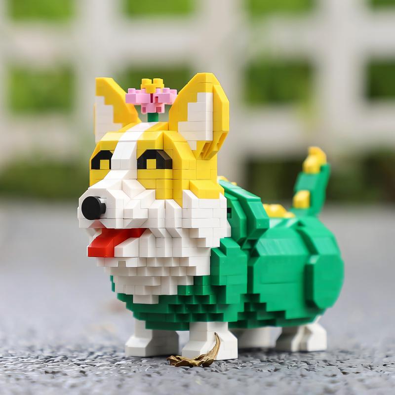 Nidonu-Cute Animal Corgi Dog Micro Mini Building Blocks, Micro Bricks Building Toys , Party for Kids 6+, Birthday Gift, Carnival Prizes 815 PCS