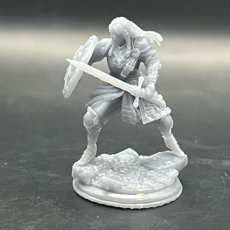 Human Veteran Fighter - Jorjie of Hvirna | Unassembled | 32MM | D&D | DND | Tabletop