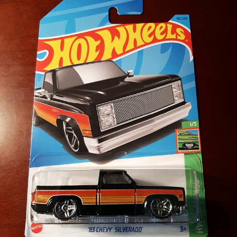 Hotwheels 83 Silverado Square body