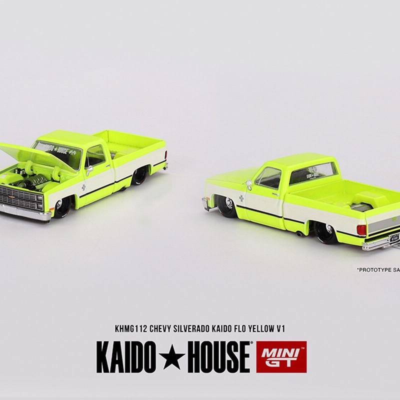 Kaido House x Mini GT 1:64 Chevrolet Silverado KAIDO Flo V1 – Yellow Chrome on hand diescast