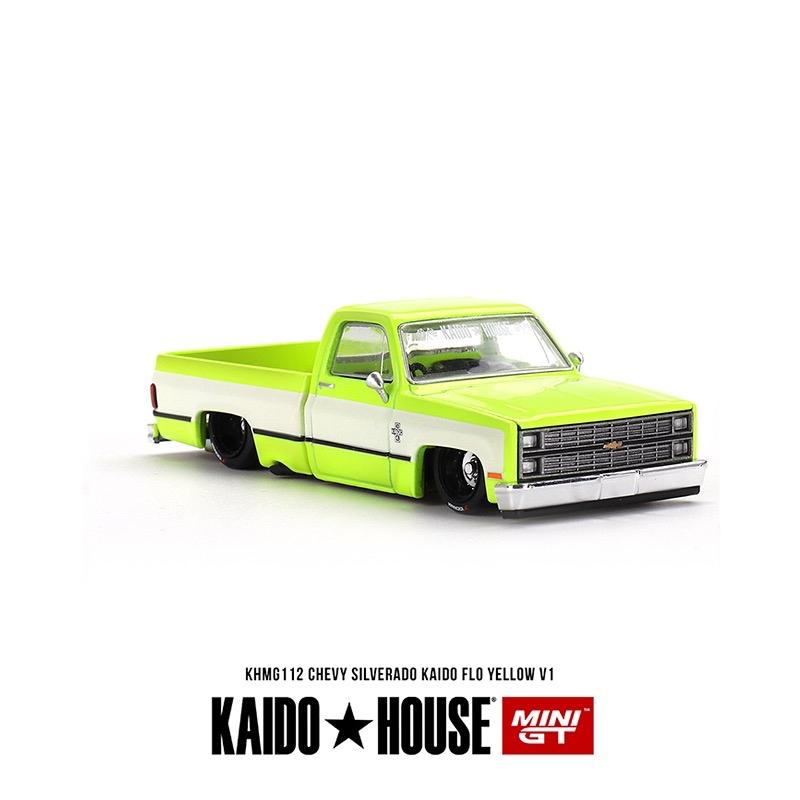 Kaido House x Mini GT 1:64 Chevrolet Silverado KAIDO Flo V1 – Yellow Chrome on hand diescast