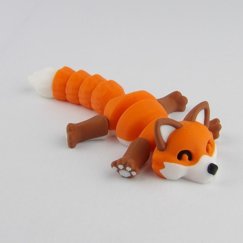 Colorful Articulated Fox Desk Buddy - 3D Printed Fidget Toy for Stress Relief!