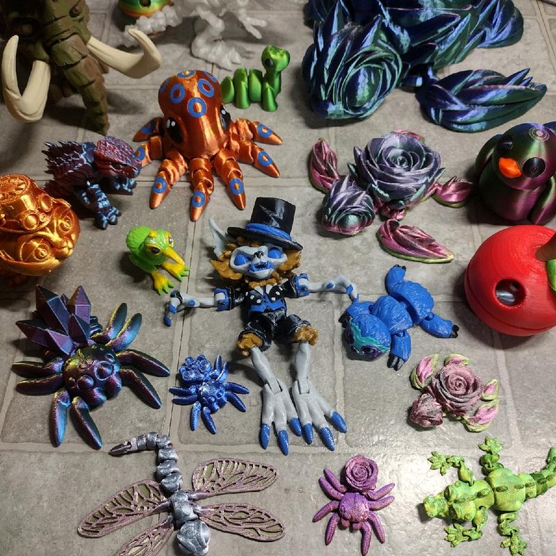 Build your own 3D Treasure box of creatures and dragons