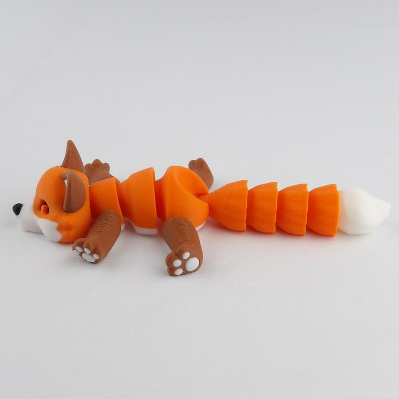 Colorful Articulated Fox Desk Buddy - 3D Printed Fidget Toy for Stress Relief!